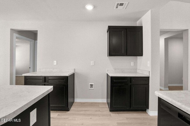 Building Photo - 14581 Firewheel Ave