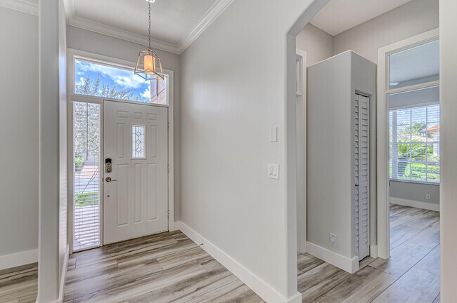 Building Photo - 146 Monterey Pointe Dr