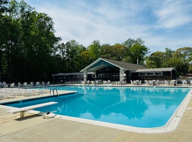 Building Photo - 22730 Holly Way W