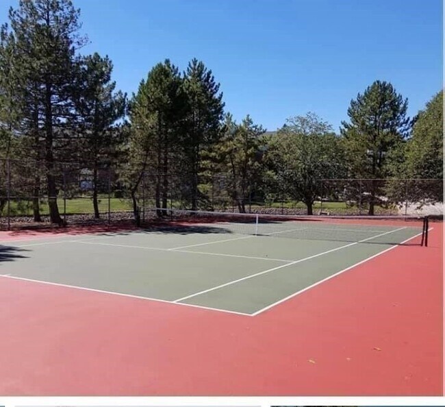 Building Photo - 200 Bedford Rd