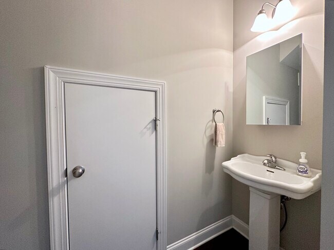 Building Photo - 456 Brantley Cove Cir