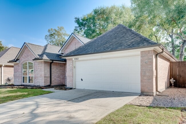 Building Photo - 31302 Baker Lake Dr