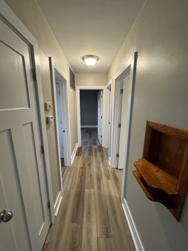 Building Photo - 111 Hartley Ln