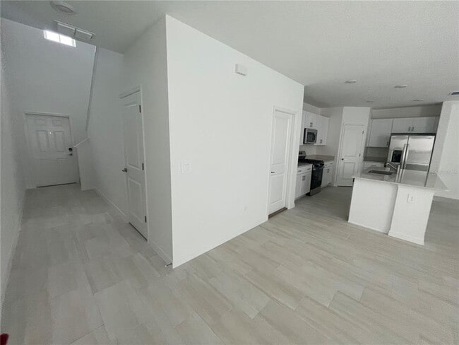 Building Photo - 9645 Carabiner Wy