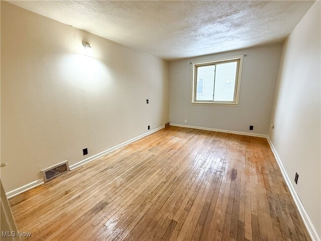 Building Photo - 1635 Goodyear Blvd