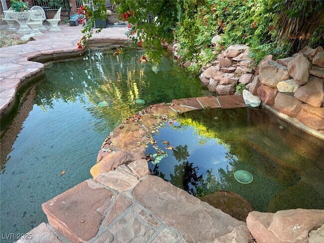 Building Photo - 3167 El Cedro Cir