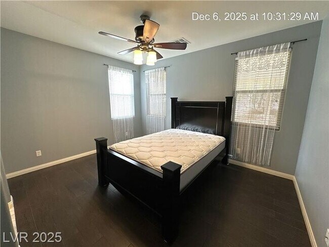 Building Photo - FURNISHED SINGLE STORY LOCATED IN THE HENDERSON AREA!!