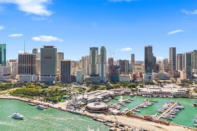 Building Photo - 253 NE 2nd St