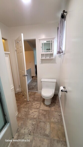 Building Photo - 3676 3rd Ave