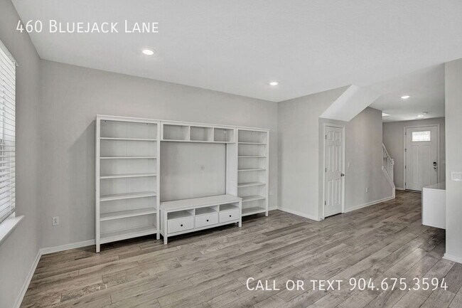 Building Photo - 460 Bluejack Ln
