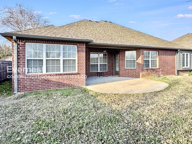 Building Photo - 13324 East 75th St N