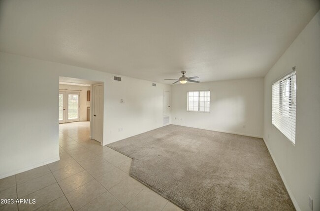 Building Photo - 480 N 6th Dr