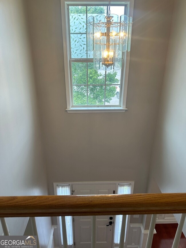 Building Photo - 711 Pine Grove Cir