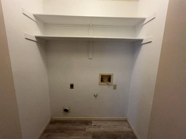 Building Photo - 1037 Stableway Ln