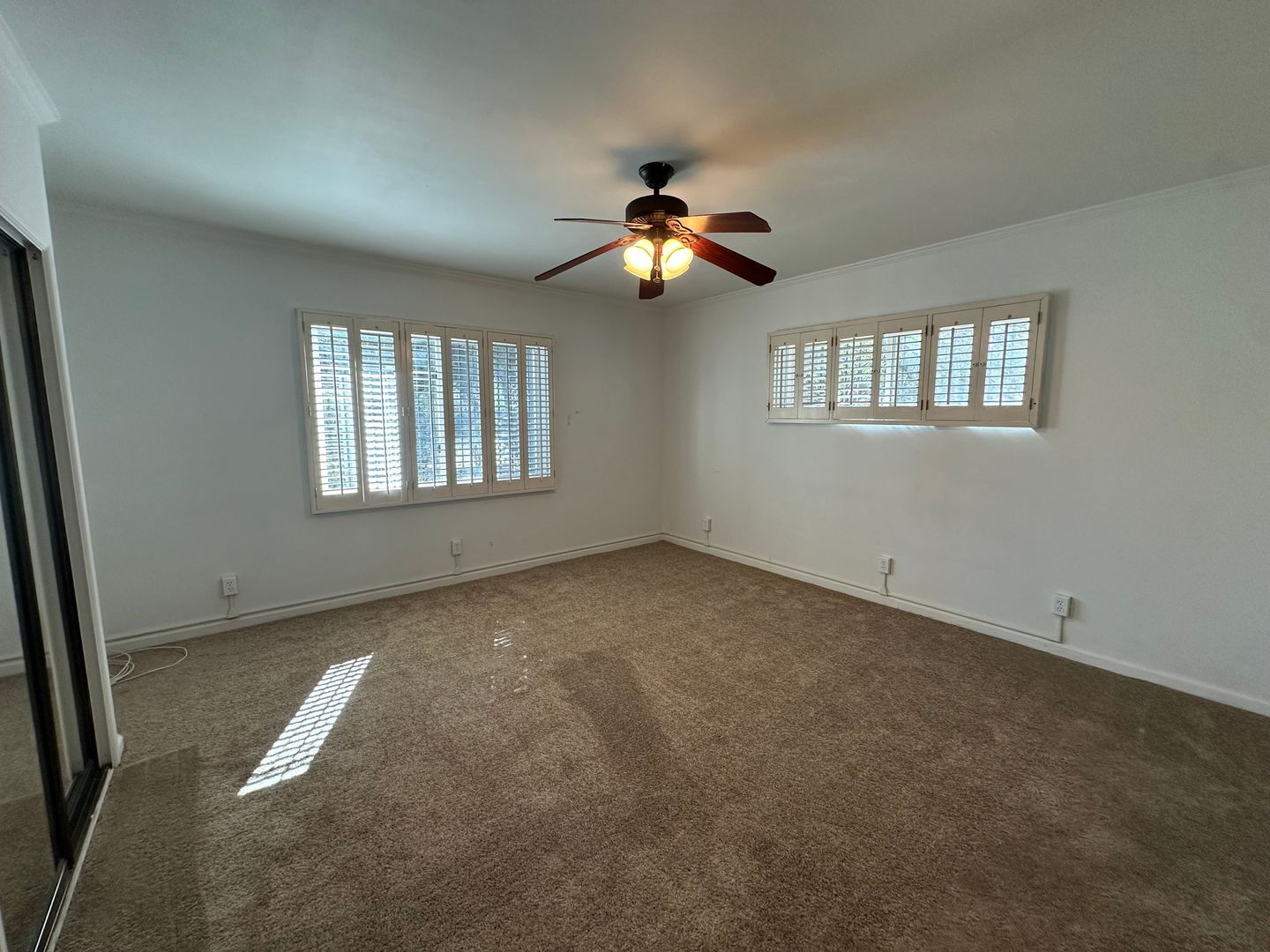 Building Photo - 2233 E Seneca St