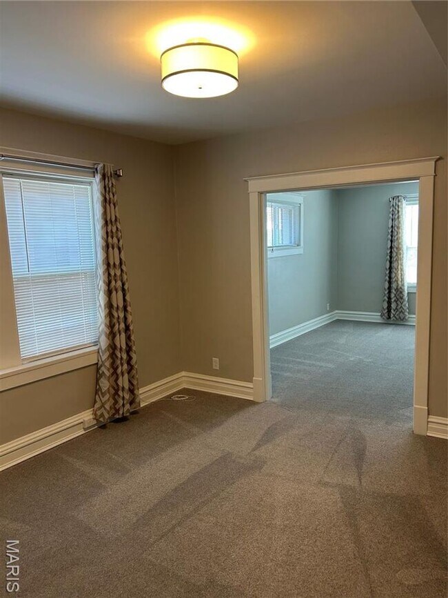 Building Photo - 6607 Clayton Rd