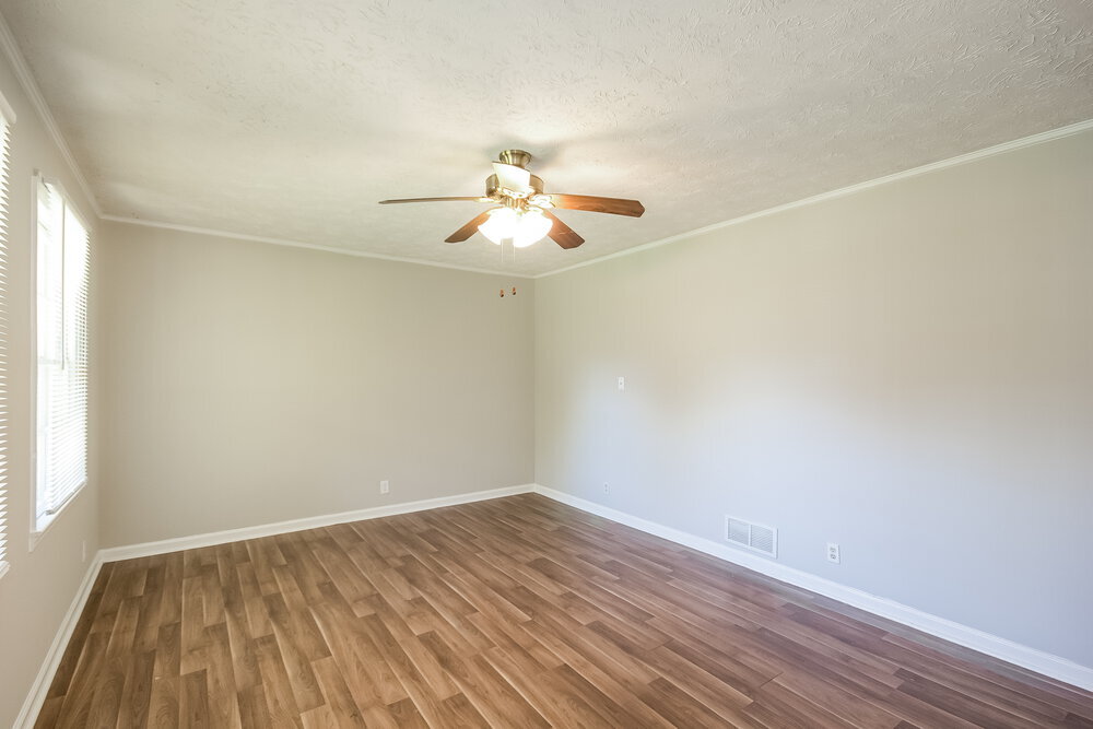 Building Photo - 3730 Sunny Hill Dr