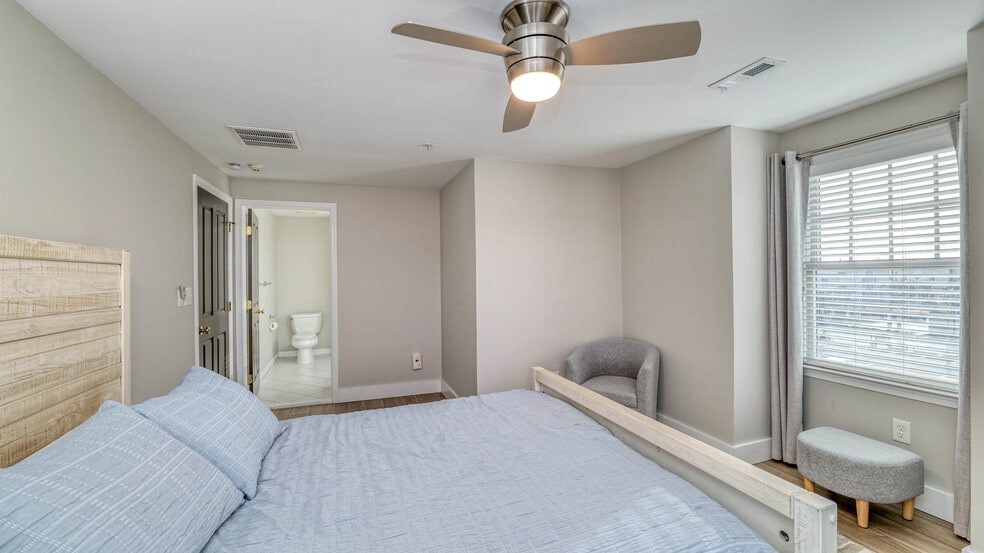 Building Photo - 9100 Atlantic Ave