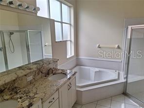 Building Photo - 4426 Sawgrass Dr