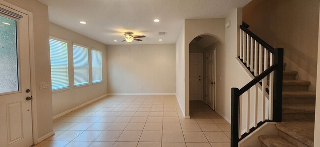 Building Photo - Great Townhouse Belle Isle