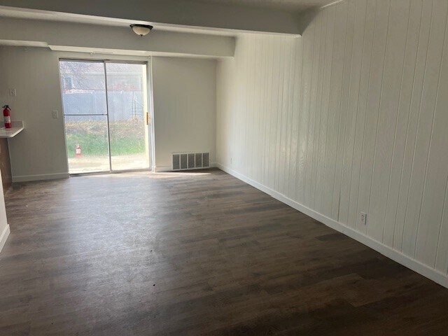 Building Photo - 7426 Launa Dr