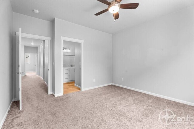 Building Photo - 16314 NE 20th St