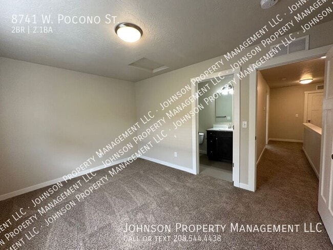 Building Photo - 8741 W Pocono St