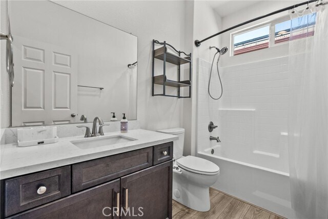 Building Photo - 14610 Isla Vista Dr