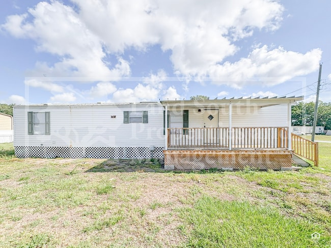 Building Photo - 1155 Meadow Lawn Street