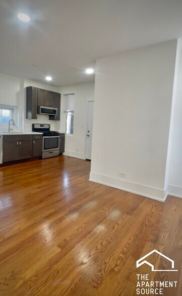 Building Photo - 1719 W 18th St