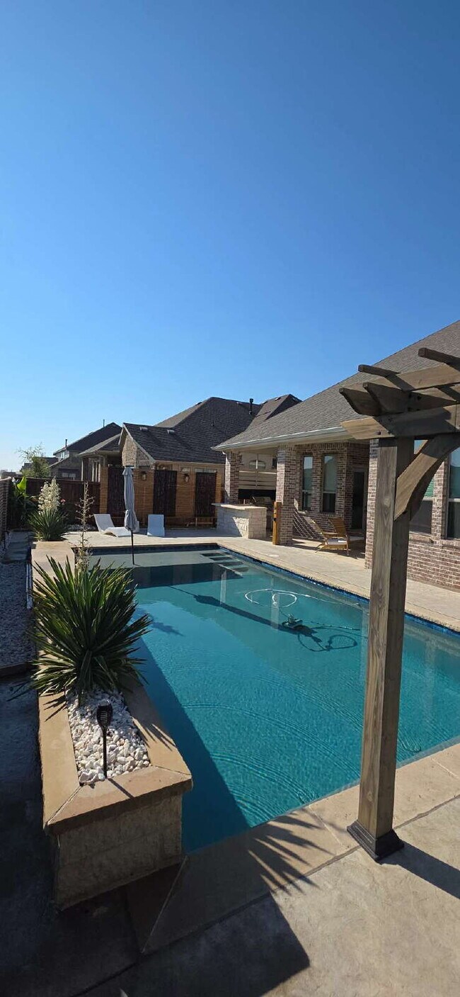 Building Photo - COMING SEPTEMBER - Spectacular Mansfield Retreat with Pool & Outdoor Kitchen!
