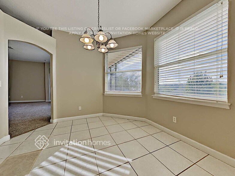 Building Photo - 1325 Golf Point Loop