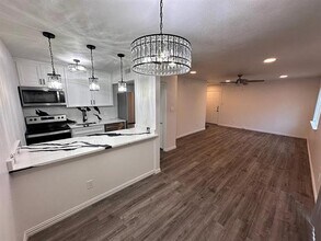 Building Photo - 4011 Cole Ave