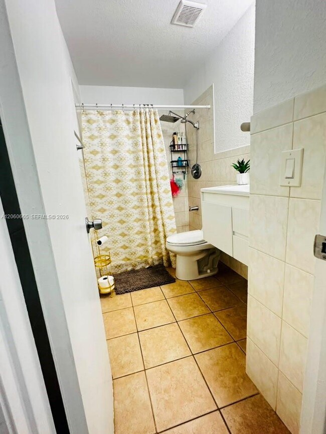 Building Photo - 7097 SW 152nd Pl