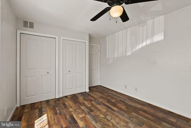 Building Photo - 12654 Dara Dr