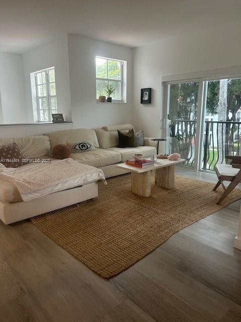 Building Photo - 3105 NE 184th St