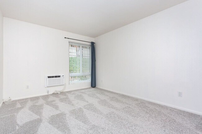 Building Photo - Cute Condo at Mission Trails Villas!