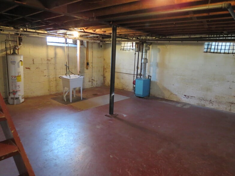 Building Photo - 1791 25th St