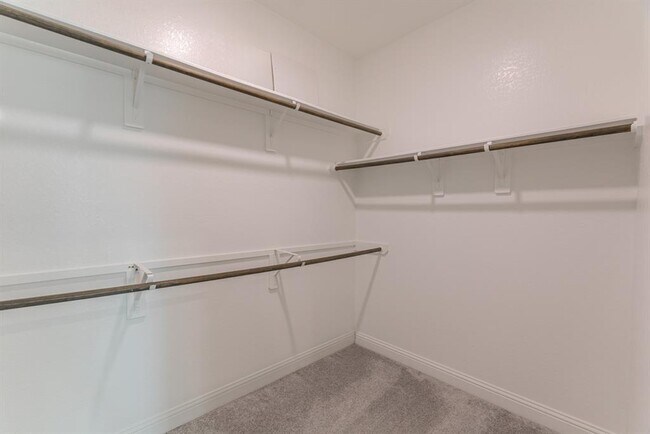 Building Photo - 17116 Coneflower Pl