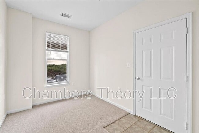 Building Photo - 11375 Aristotle Dr