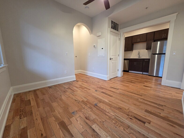 Building Photo - 3113 Warsaw Ave