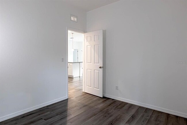 Building Photo - 442 Tobias St