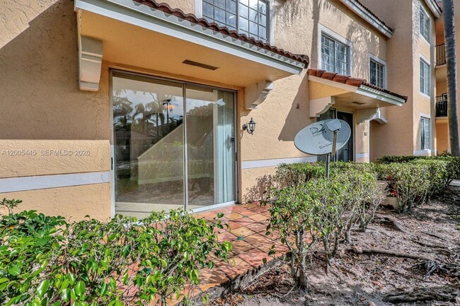 Building Photo - 1733 Village Blvd