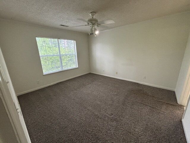 Building Photo - 2924 Mulberry Ln