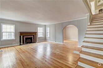 Building Photo - 908 NW 37th St