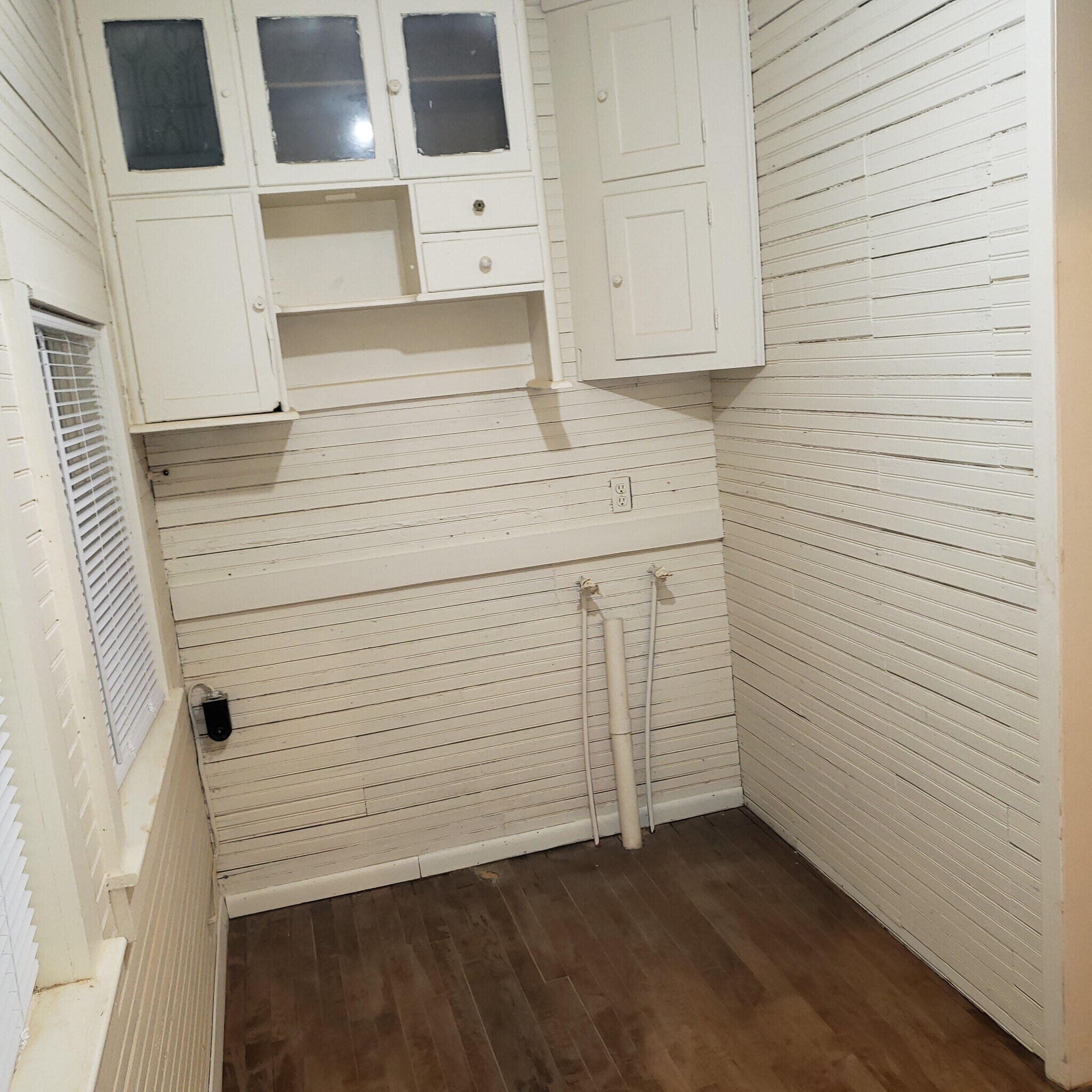 Building Photo - 908 Porter St