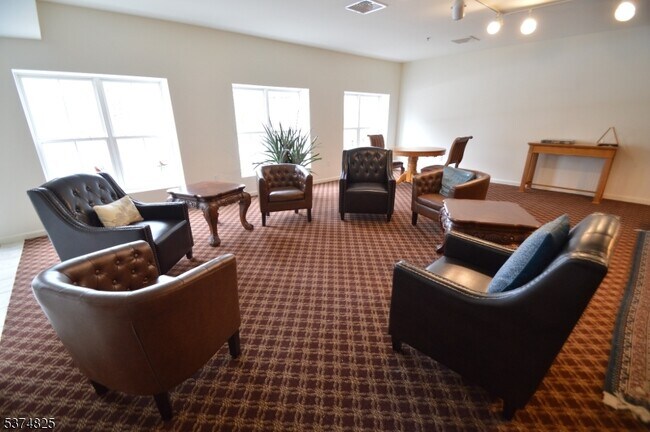 Building Photo - 1 Jenny Lind St