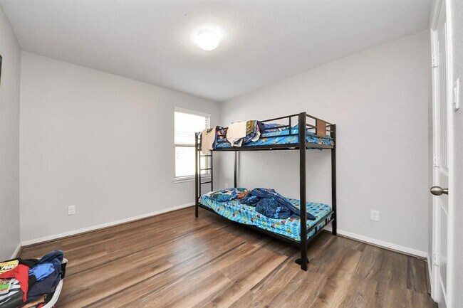 Building Photo - 18326 Trace Pointe Ln