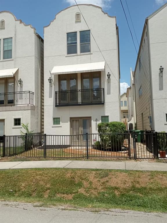 Building Photo - 908 Patterson St