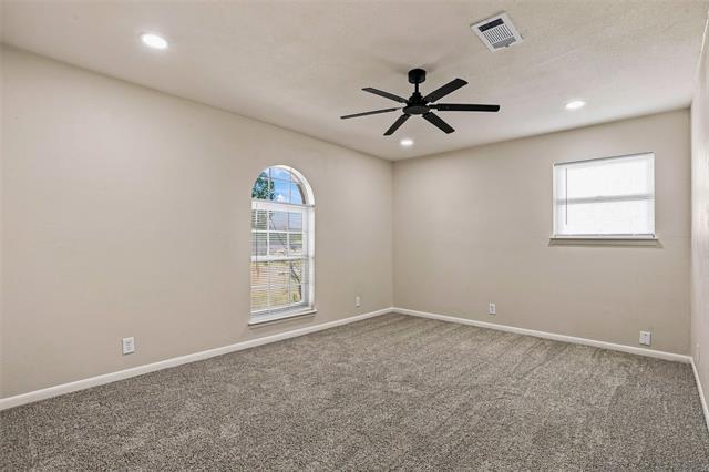 Building Photo - 532 FM 1187